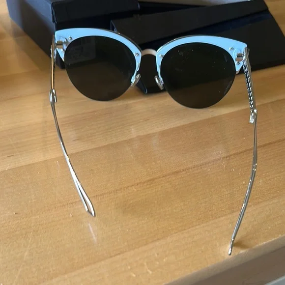 Dior Women's Sunglasses in Black and Silver - Picture 4 of 5